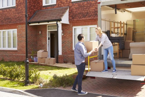 Moving van support in Harringay for residential relocation