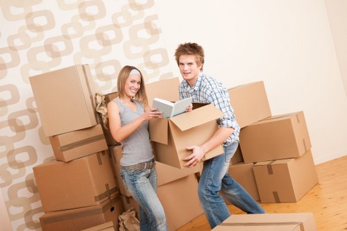 Planning a home move with packing and transport in Harringay